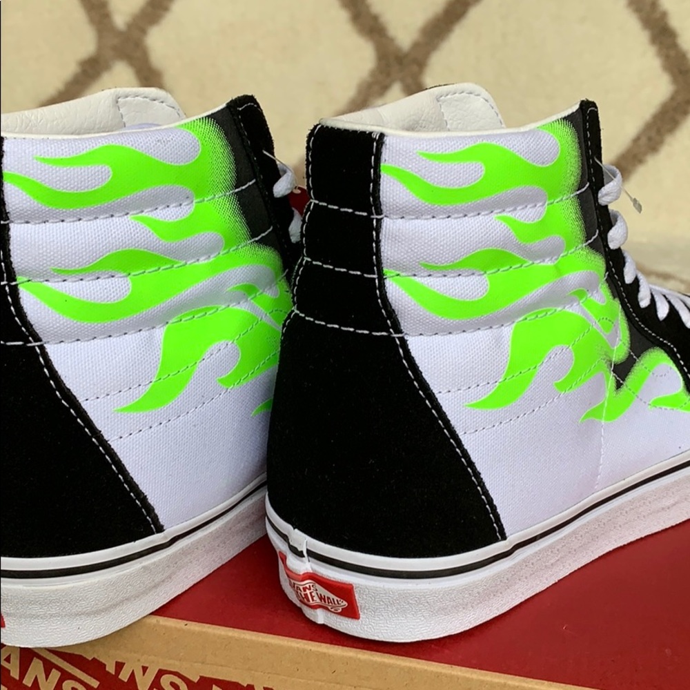 •VANS Sk-8-Hi FLAME black/true white Mens - Picture 9 of 16